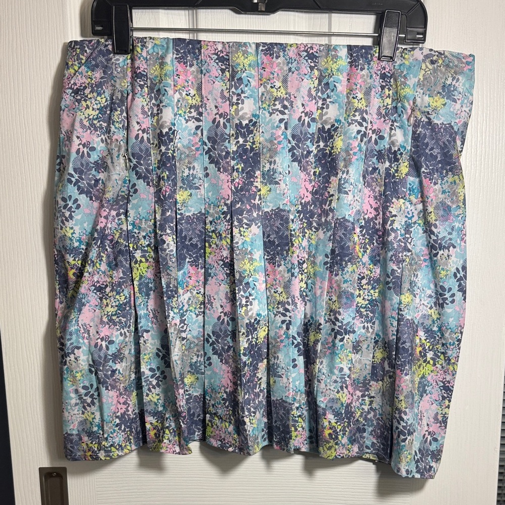 Floral Pleated Women's Skirt